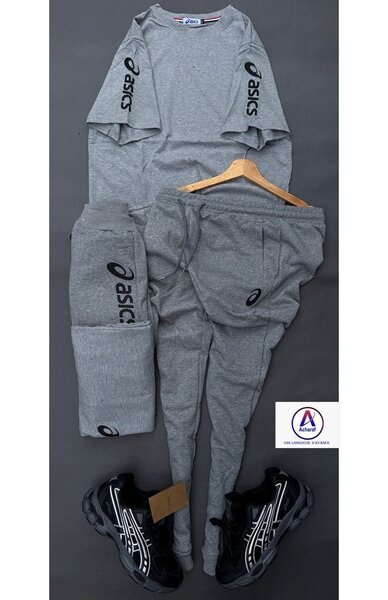 Ensemble Sport Homme Moderne