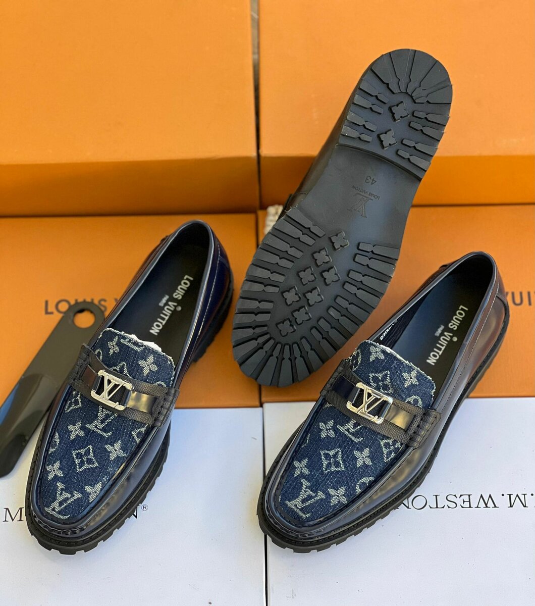 LOUIS VITTON CLASSIC SHOE