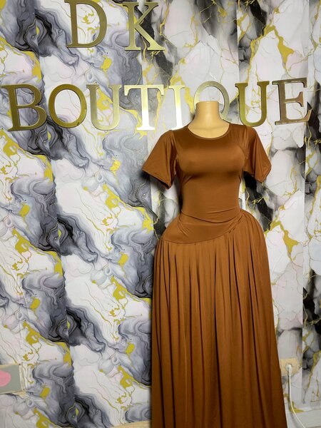 Robe élégante à manches longues