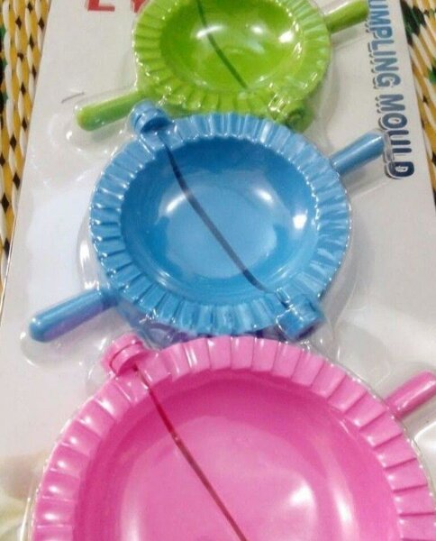 Moule à ravioli en plastique
