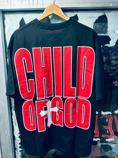 Tee-shirt oversize graphique