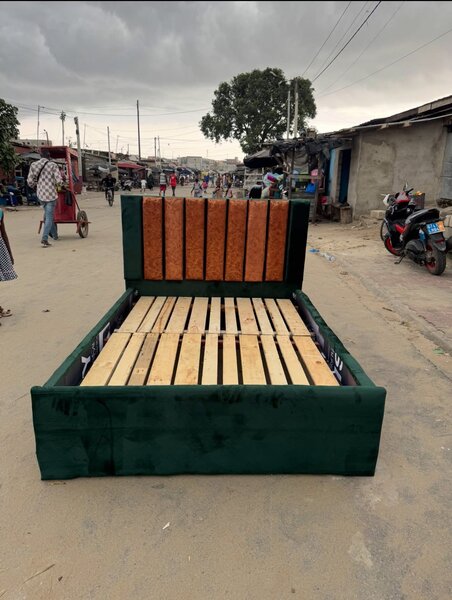 Lit double élégant en velours