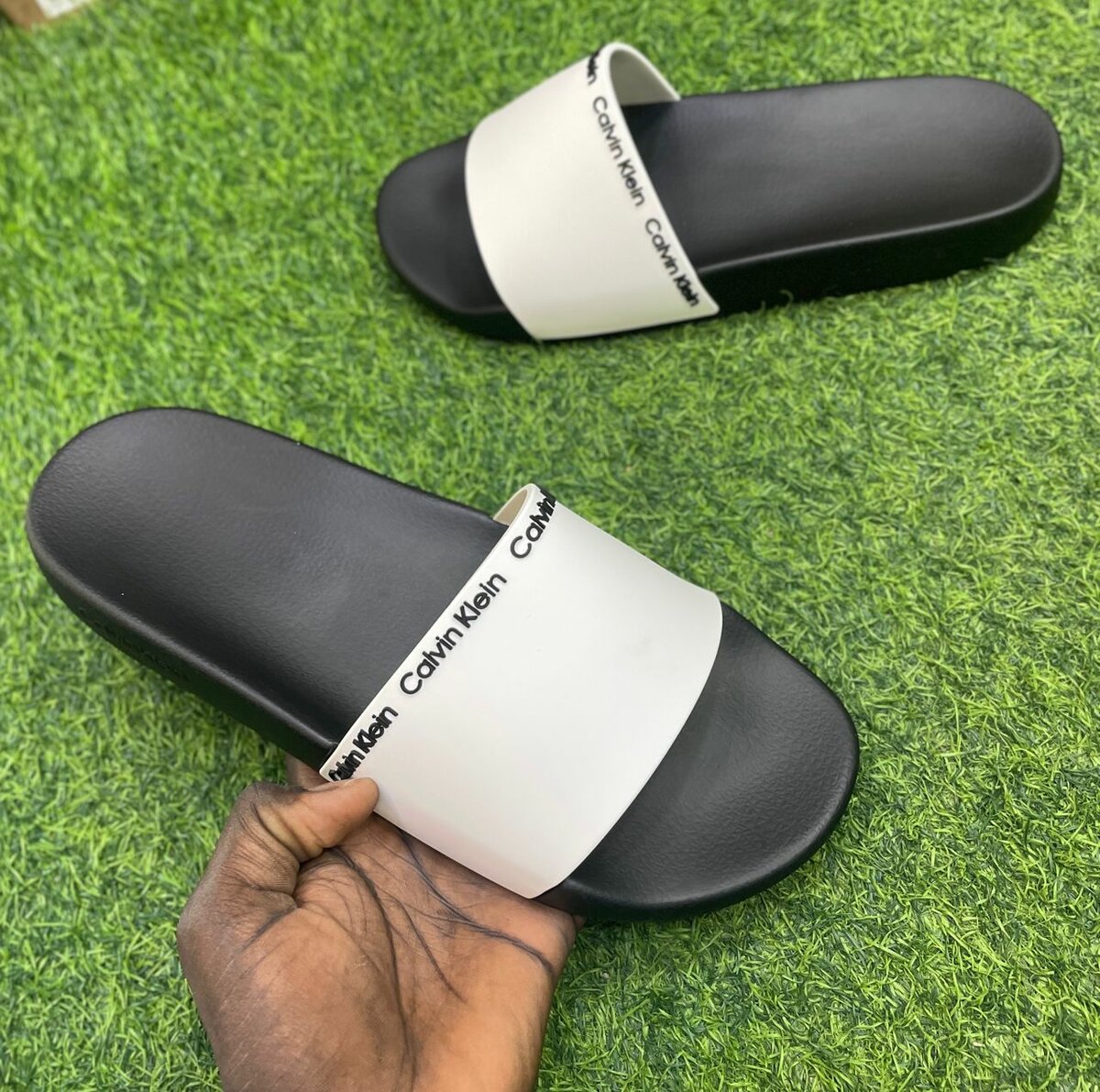 Sandales stylées pour homme