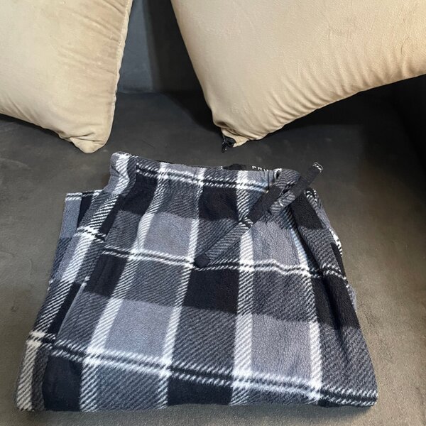 Pyjamas en flanelle à carreaux