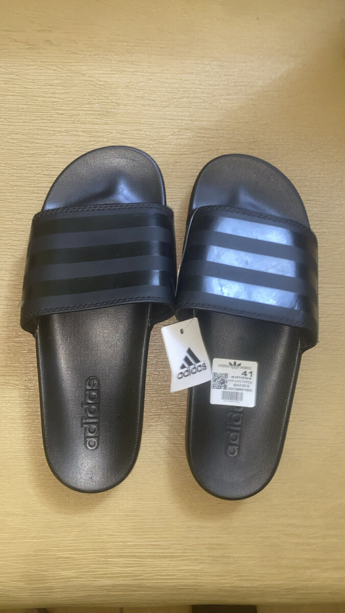 Claquettes de piscine confortables