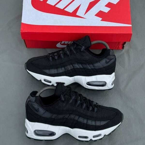 Nike Air Max 95 Noir Blanc