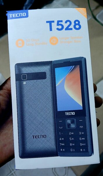 Téléphone Tecno T528