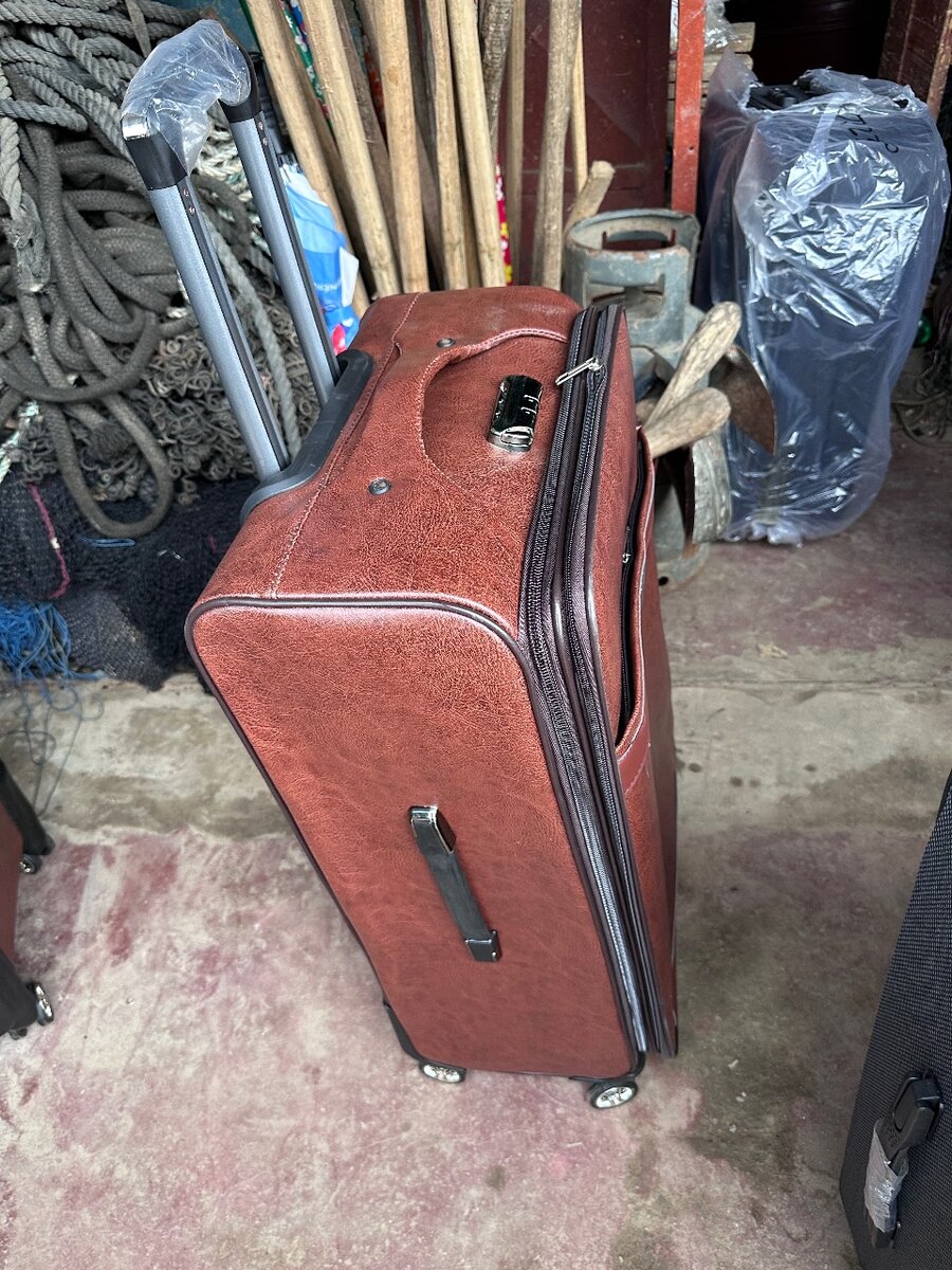 Grand valise de voyage