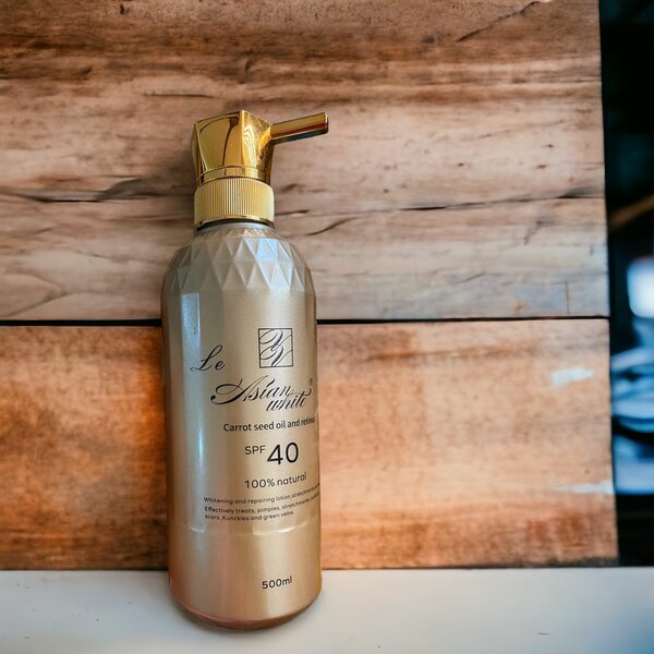 Le Asian White Carrot Seed Oil and Retinol Body Lotion