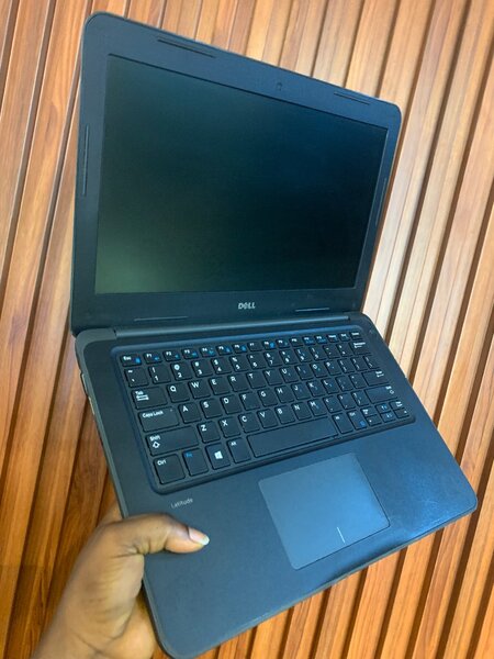 Dell latitude 3380