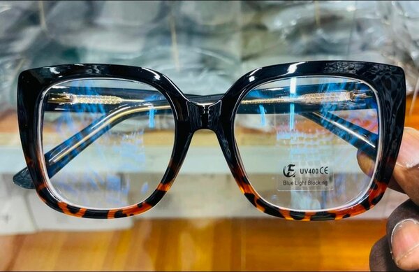 Lunettes anti-lumière bleue élégantes