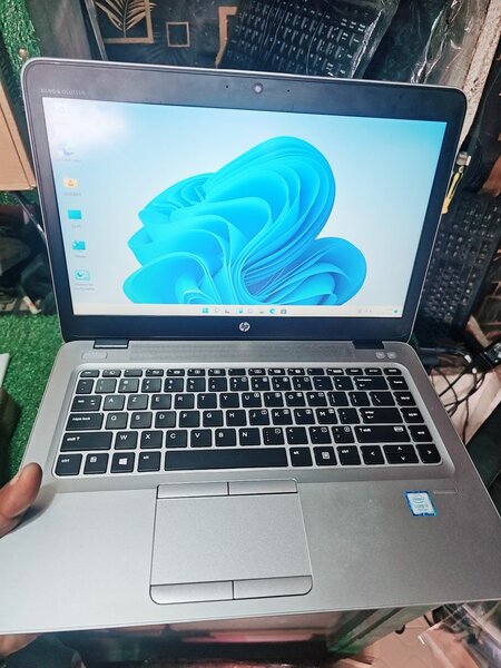 HP Laptop Core i7