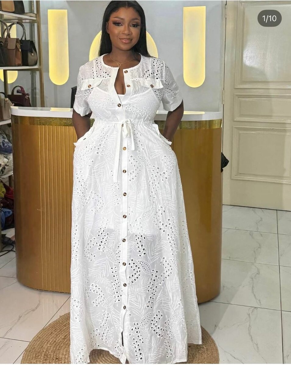 Robe longue en dentelle blanche