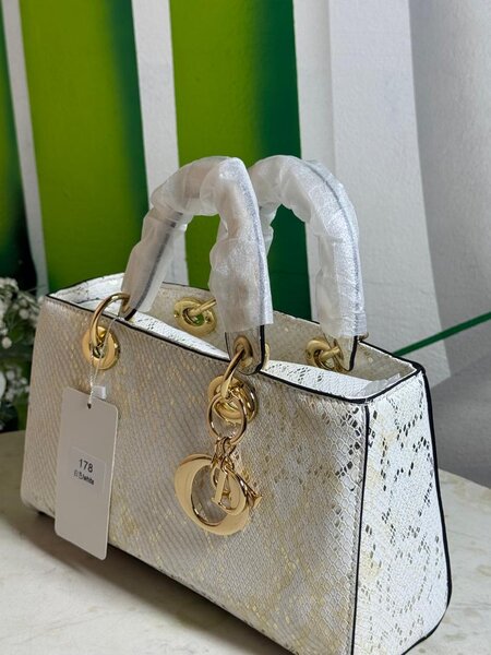 Sac à main élégant en cuir