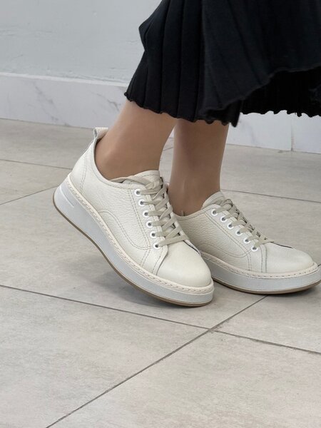 Кроссовки кеды