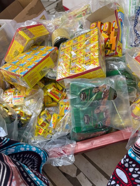 Lot de Conserves et Huiles