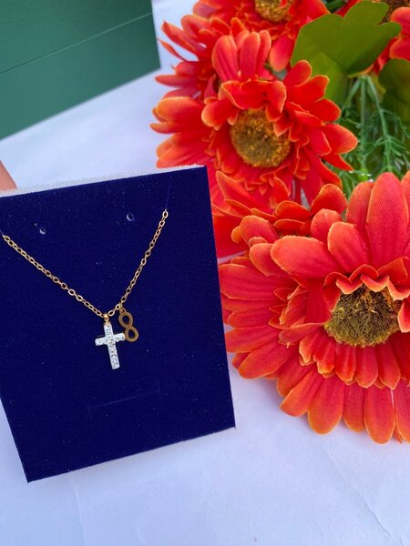 Necklace with pendant