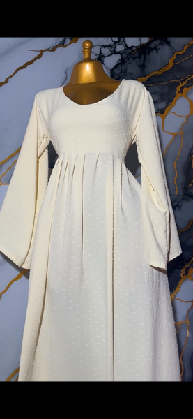 Robe longue élégante en crêpe