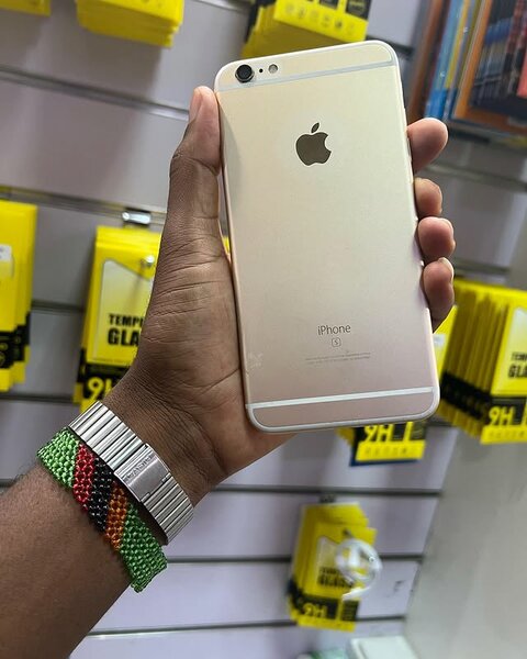 BRAND NEW IPHONE 🍏 pro 