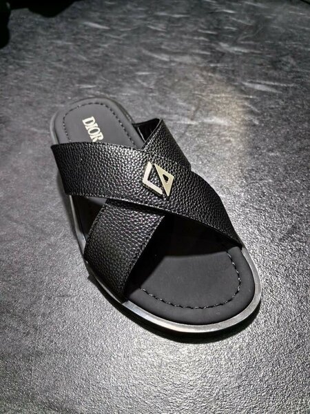 Sandales noires élégantes