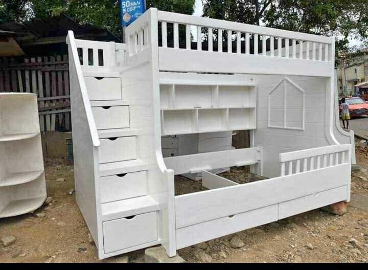 Lit mezzanine avec rangements