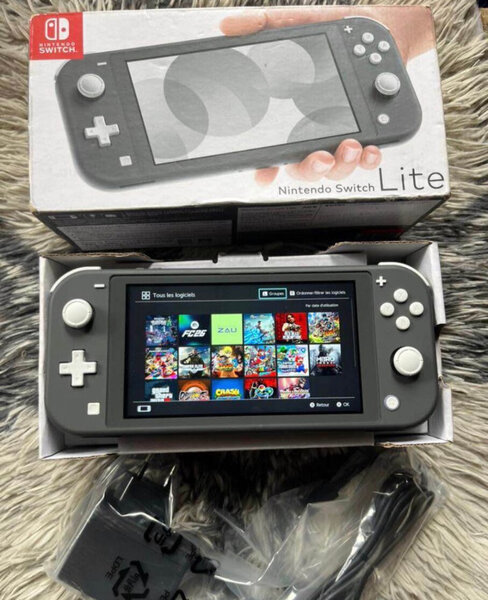 Nintendo Switch Lite Gris