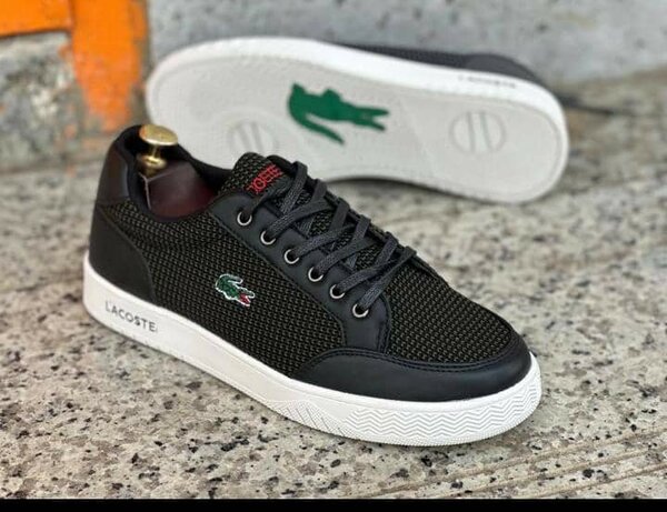 Chaussures LACOSTE
