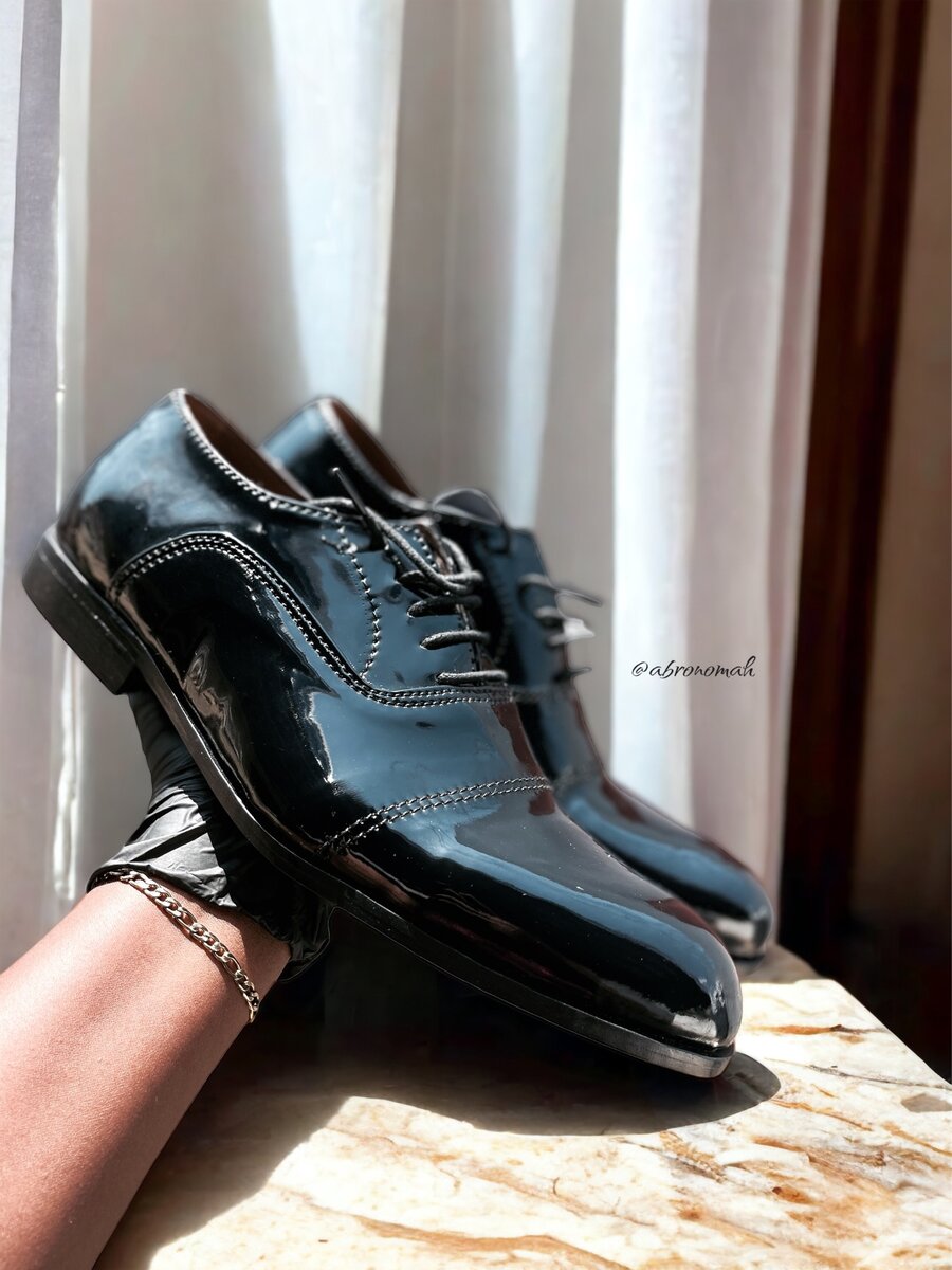 Shinny leather shoes