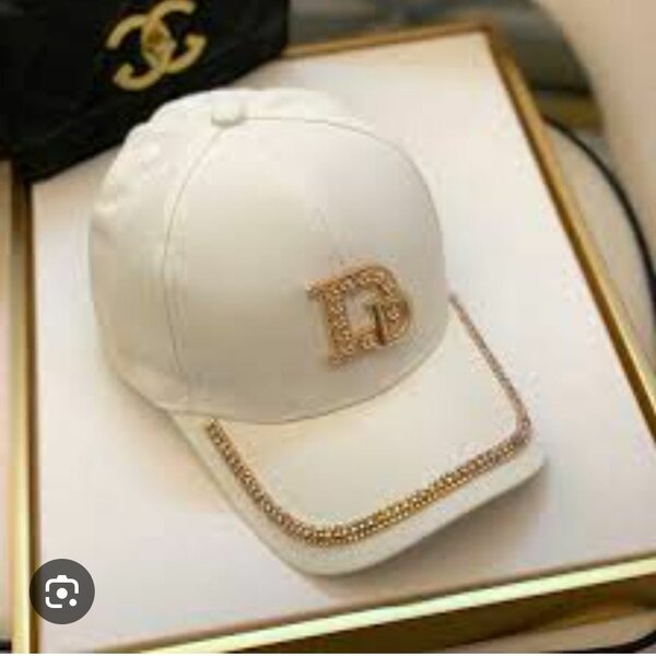 Casquette Blanche Strass Luxe