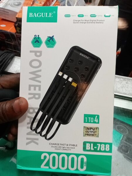 Powerbank Wireless 20000 Mah avec crampons