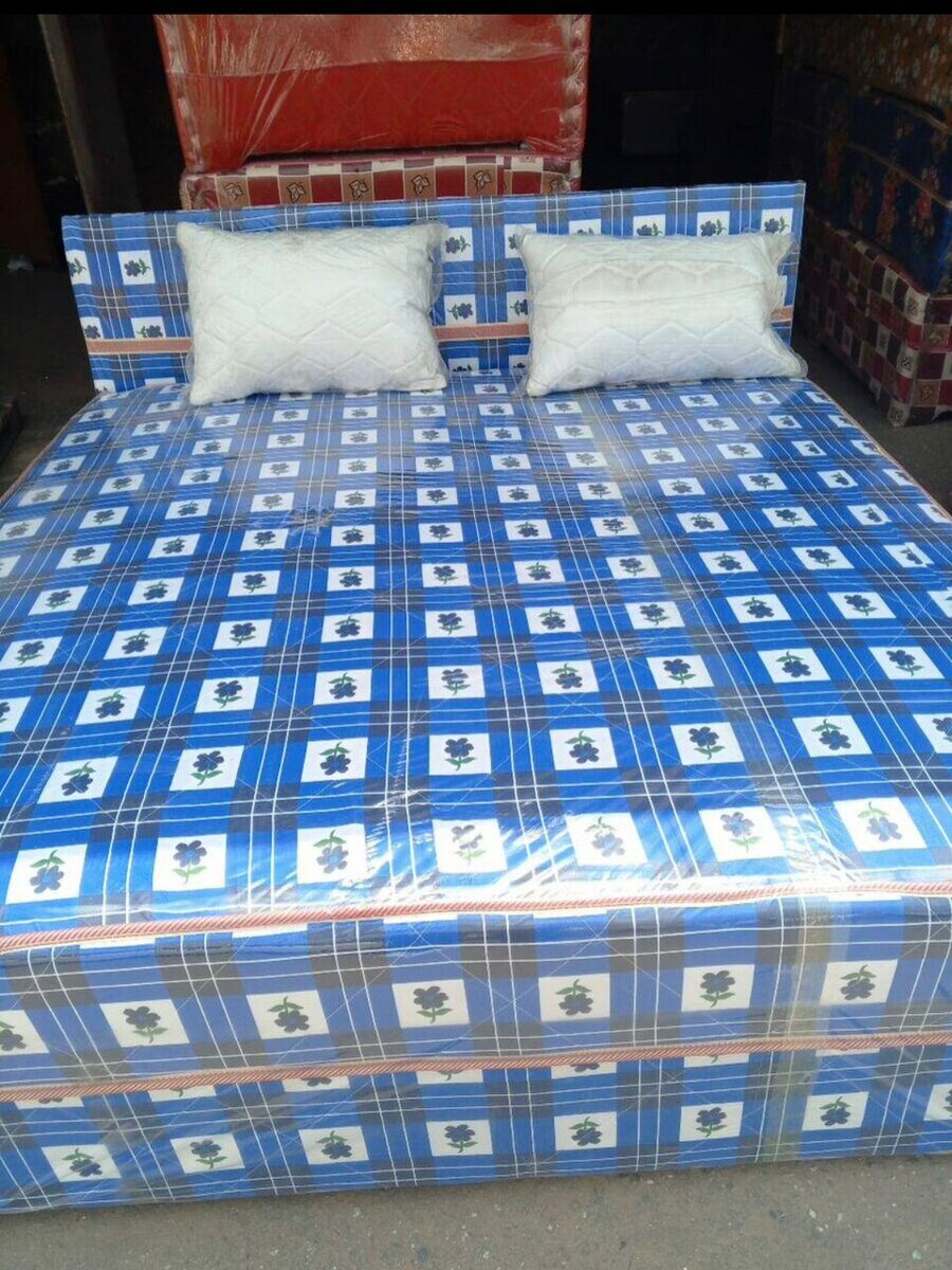 Latex Foam double bed 12inches high density.