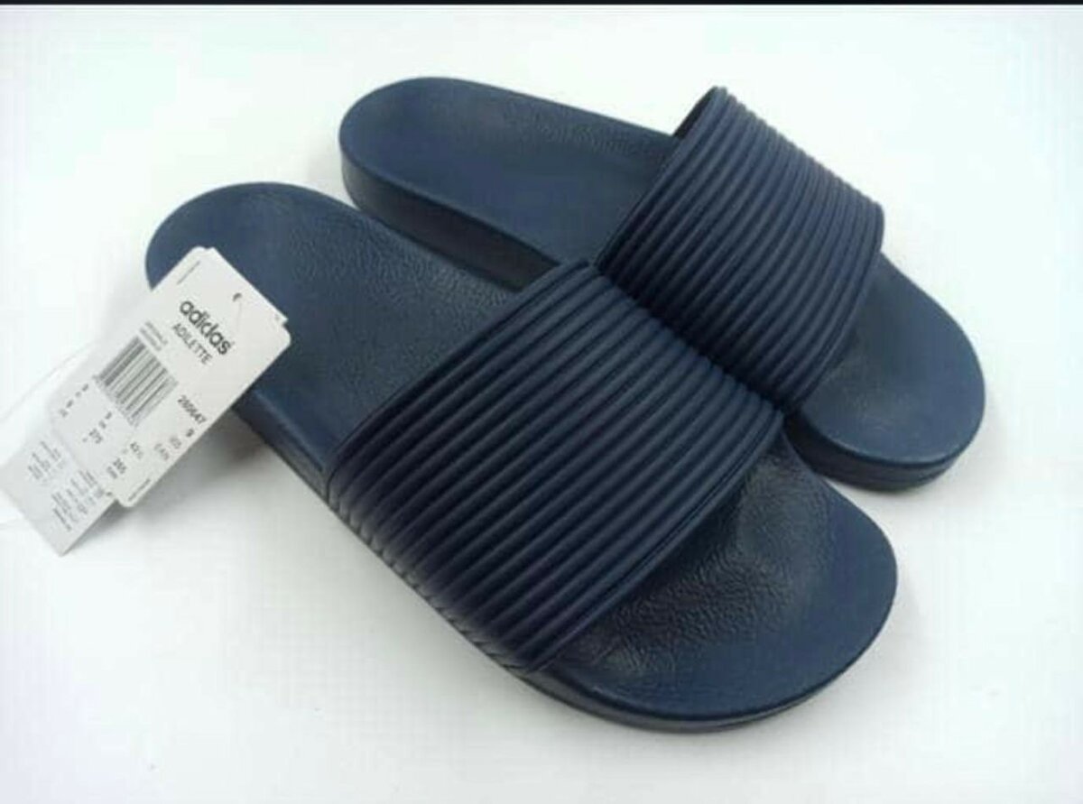 Claquettes confortables Adidas