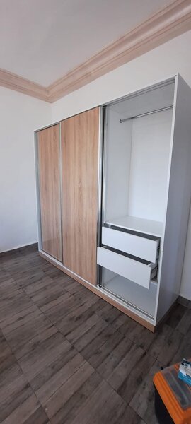 Placar moderne en bois élégant