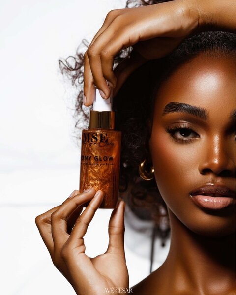 Huile scintillante ebony glow