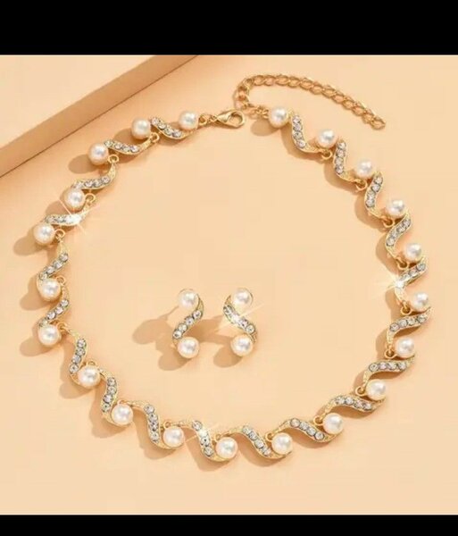 Parure Collier et Boucles Perles