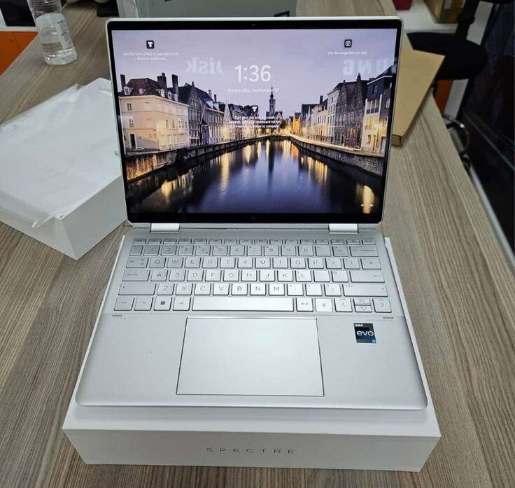 Ultrabook Spectre 2-en-1 Convertible