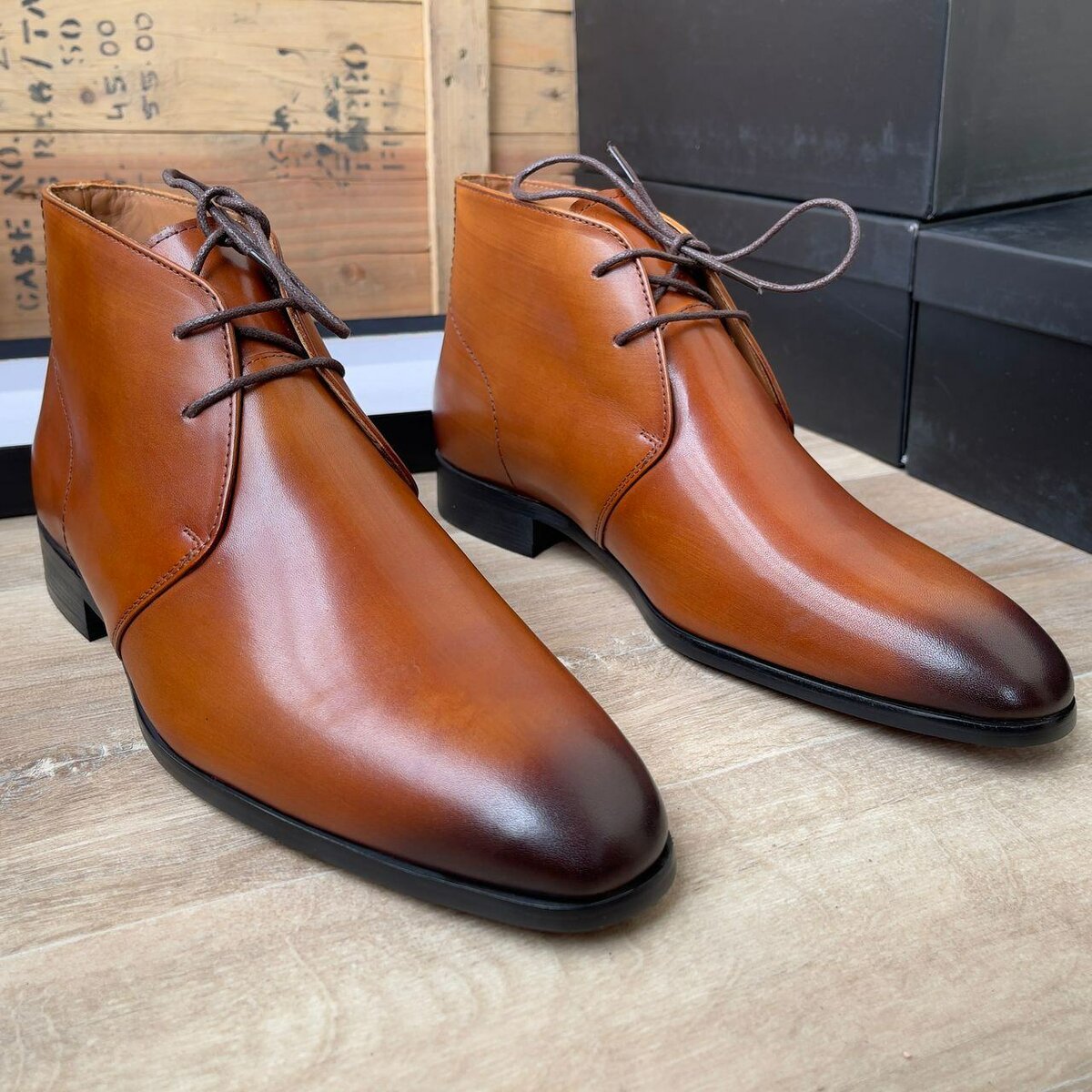 Bottes en cuir élégantes homme