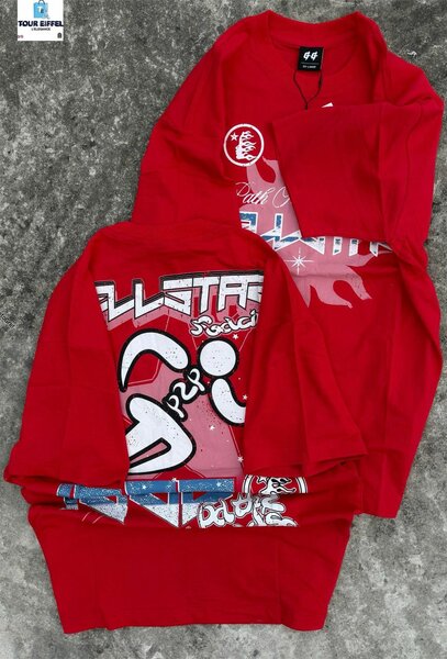 T-shirt rouge graphique