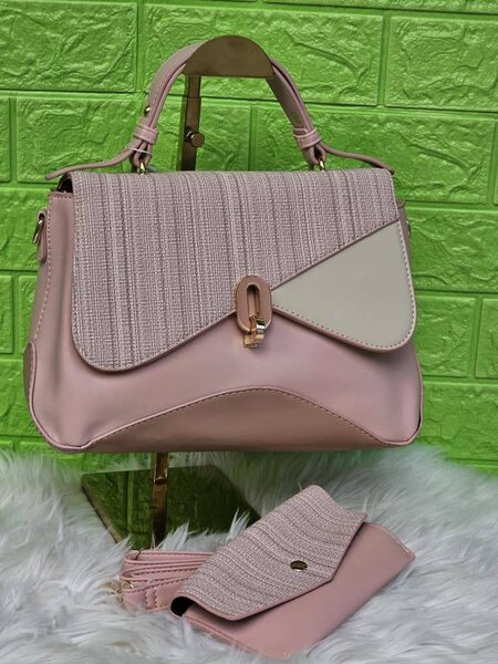 Sac à main chic avec pochette