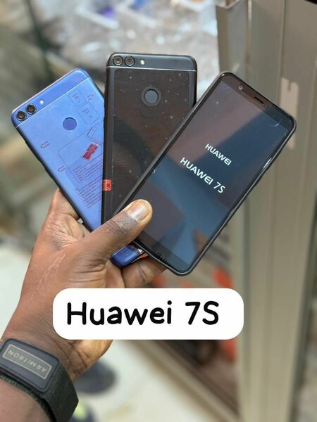 Huawei 7S smartphone