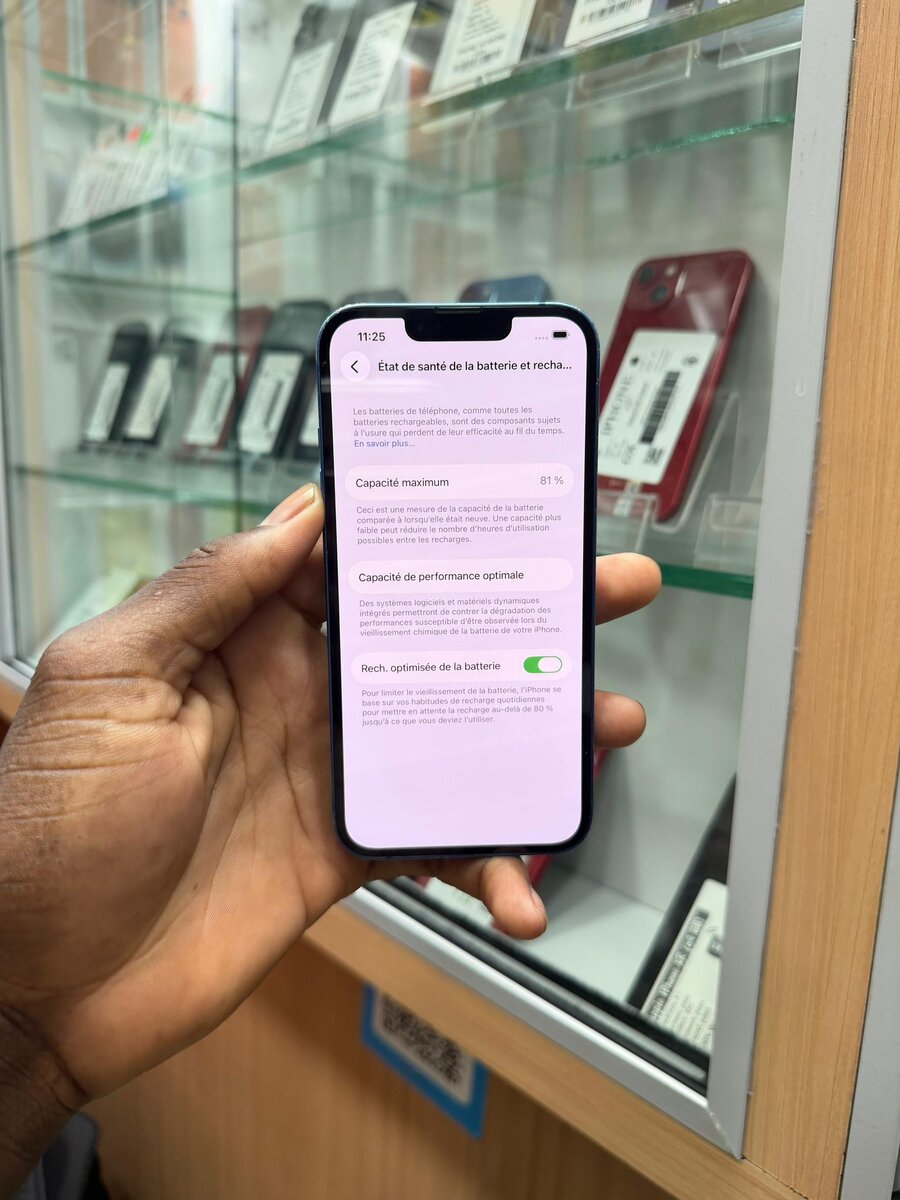 13. 128Go tout est dorigine