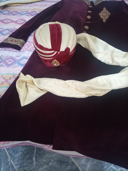 Sherwani + kulla + khussa