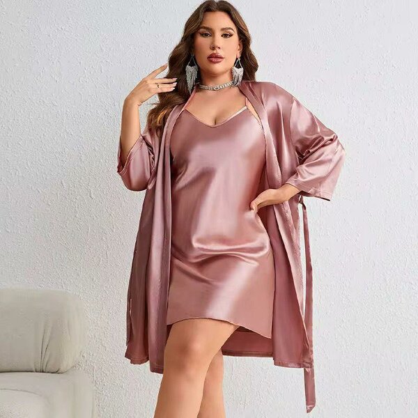 Robe en satin élégante