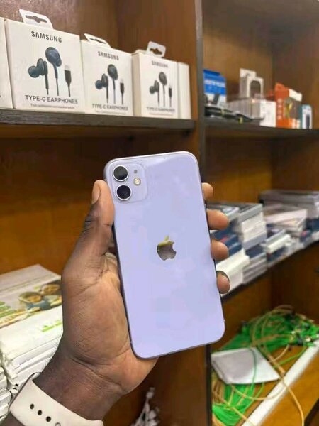 iPhone 11 Violet