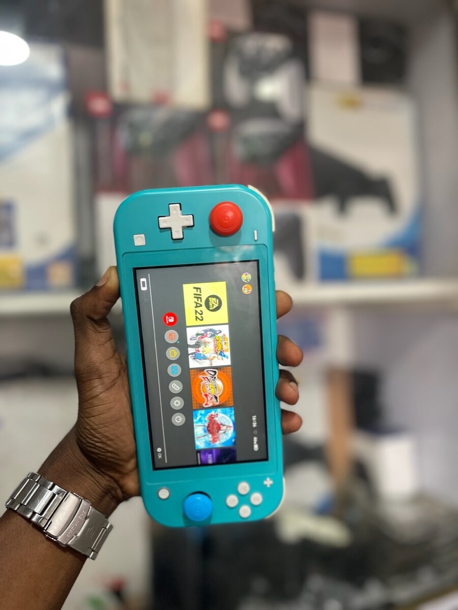 Nintendo Swicth Lite 14jeux