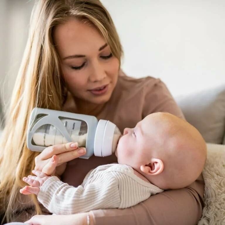 Tommee Tippee Breast Milk Starter Set, Compatible with Leadi