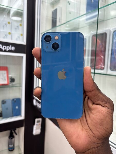 iPhone 13 simple 128Go