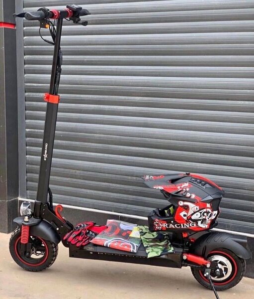 Trottinette électrique noir rouge