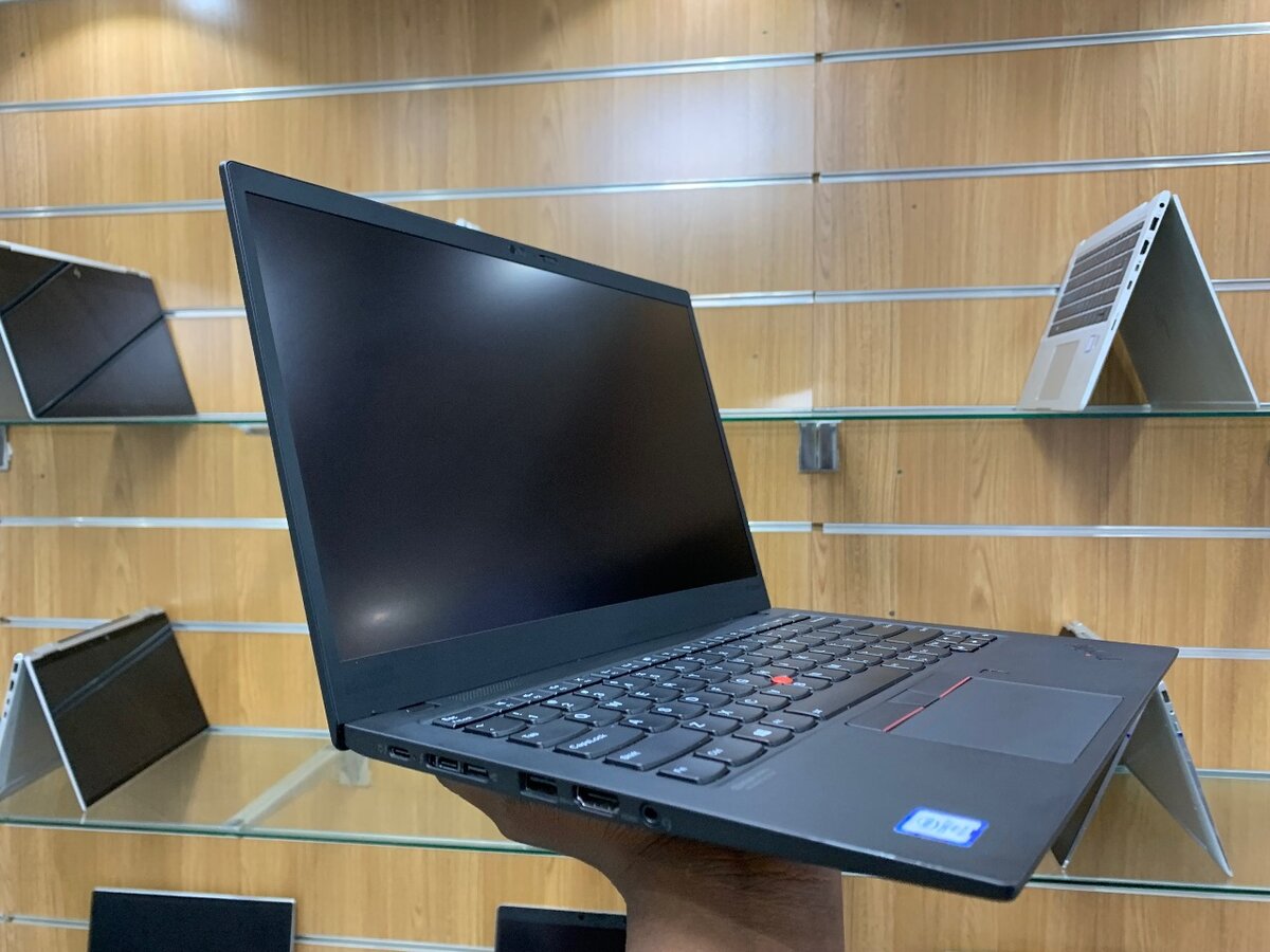 LENOVO THINKPAD X1 CARBON-GEN 7-TOUCH