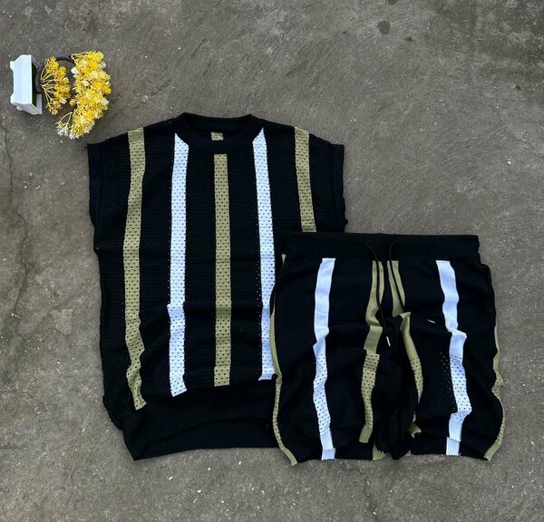 Ensemble sport rayé noir